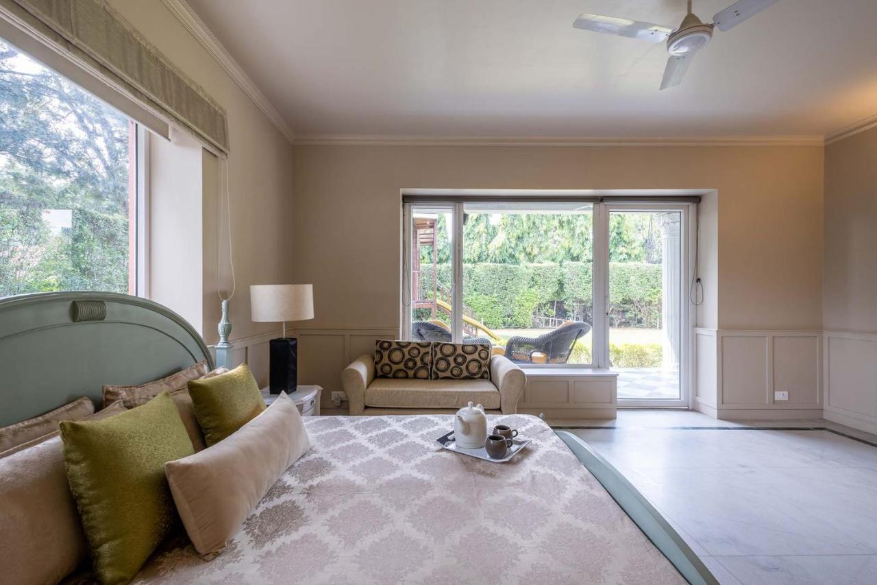 Stayvista At The Banyan Abode With Pool Table, Pet Friendly & Outdoor Pool Manesar Exterior photo
