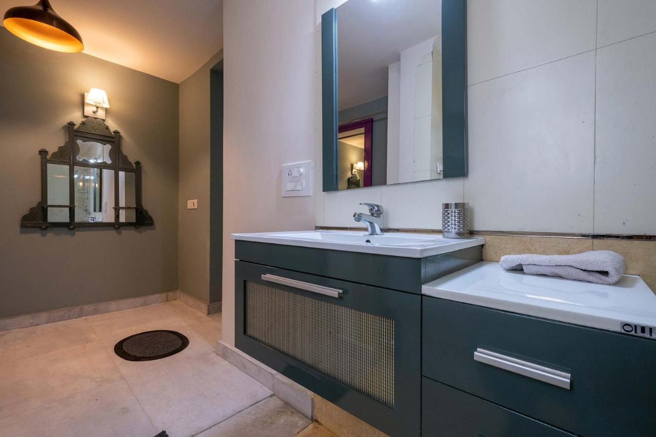 Stayvista At The Banyan Abode With Pool Table, Pet Friendly & Outdoor Pool Manesar Exterior photo